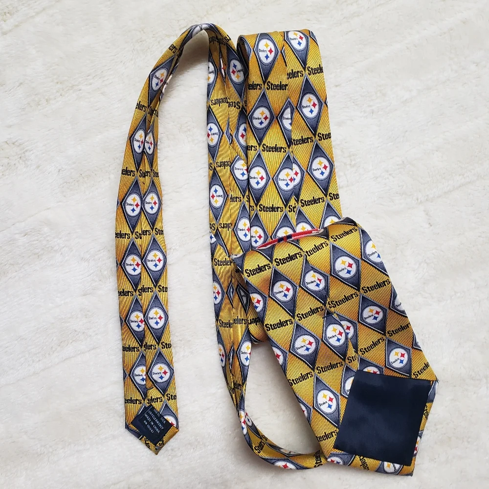 NFL Pittsburgh Steelers 100% Silk Necktie